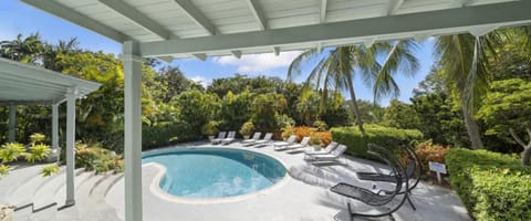 Lovely 4-bedroom holiday Villa Villa in Saint James