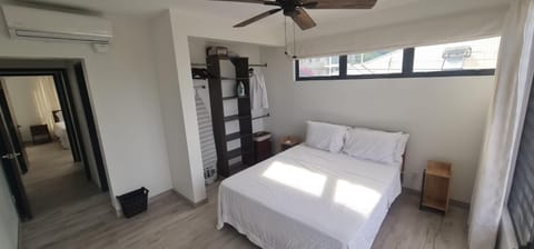 Bed, Photo of the whole room, Bedroom, air conditioner