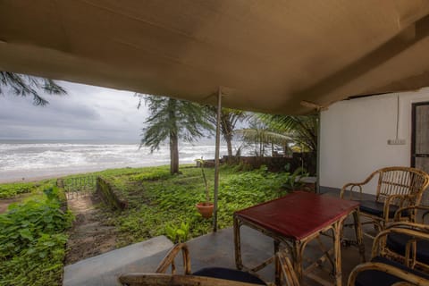 Day, Natural landscape, Balcony/Terrace, Beach, Sea view