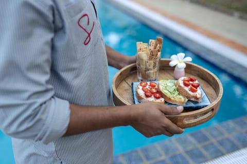 Food and drinks, Pool view, Swimming pool, Breakfast