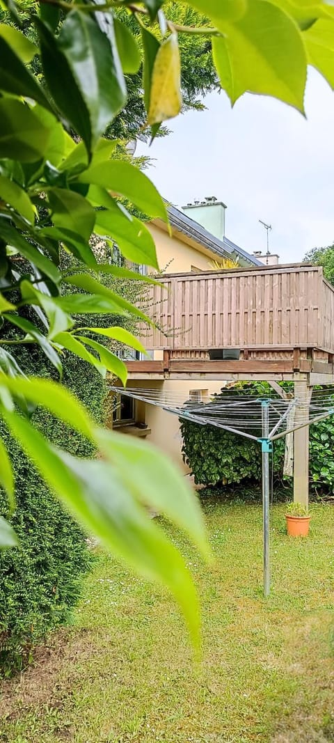 Patio, Day, Garden, Garden view