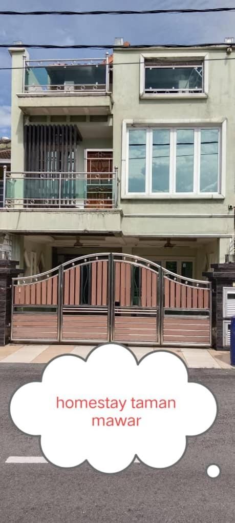 Mawar homestay House in Kuala Lumpur City