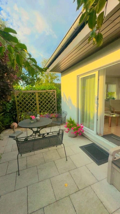 Garden, View (from property/room), Balcony/Terrace, Garden view