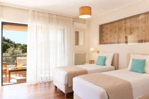 Athenian Riviera Seaside Escape in Vouliagmeni Apartment in Vouliagmeni