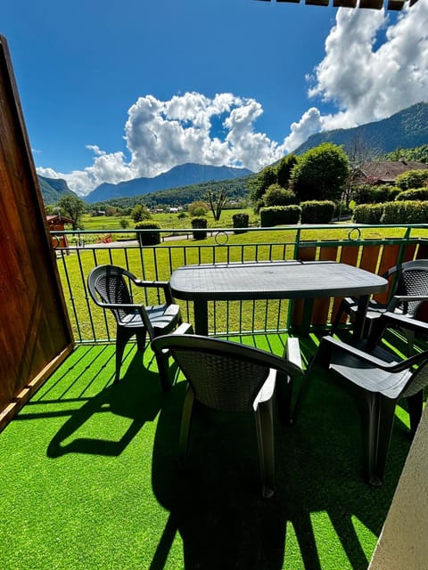 Natural landscape, View (from property/room), Balcony/Terrace, Balcony/Terrace, Mountain view