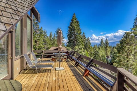 4BR Tahoe Retreat in Prime Location House in Dollar Point