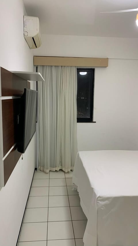 TV and multimedia, Bedroom, air conditioner