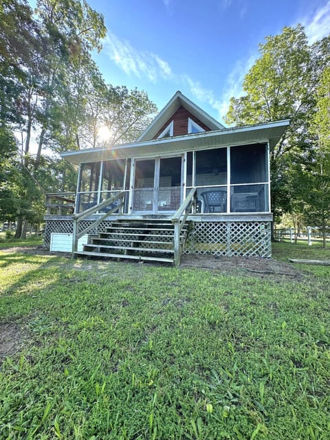 Sunset Cove Cabin Maison in Leesville