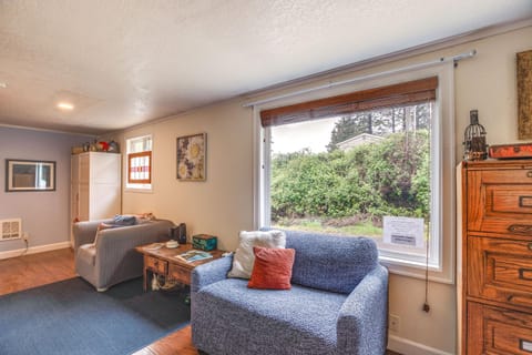 Quaint Tillamook Getaway Near Netarts Bay! Casa in Netarts