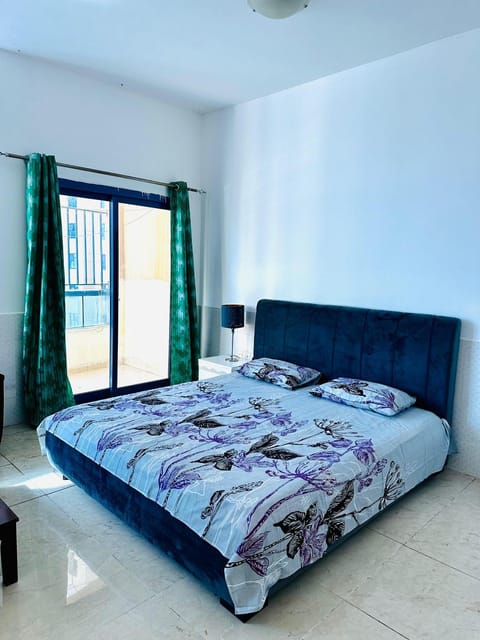 Lux Living Room Bed and Breakfast in Ajman