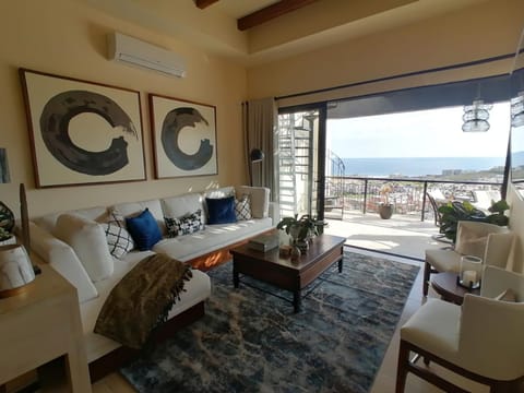 Quivira Golf Course 2 BD PentHouse, Ocean View Apartment in Cabo San Lucas