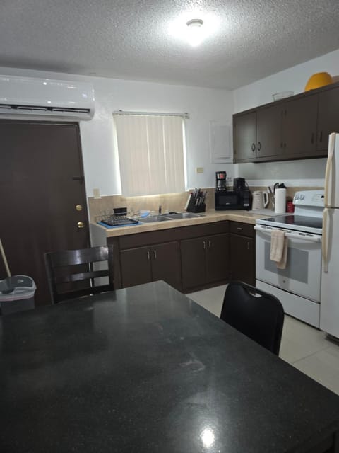 2Bed1Bath - Heart of Guam Apartment in Hagåtña