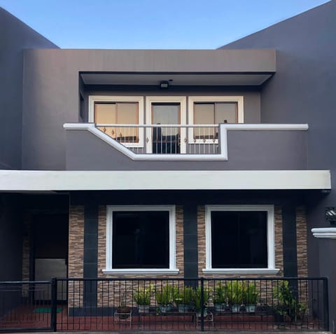 Property building, Balcony/Terrace