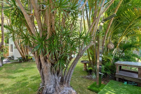 Home on Home by Discover Stradbroke House in Point Lookout