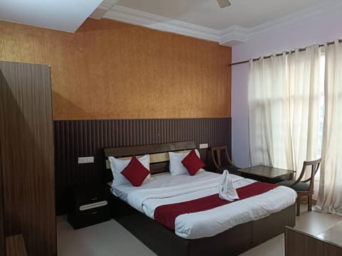 HOTEL 1st Choice Hotel in Chandigarh