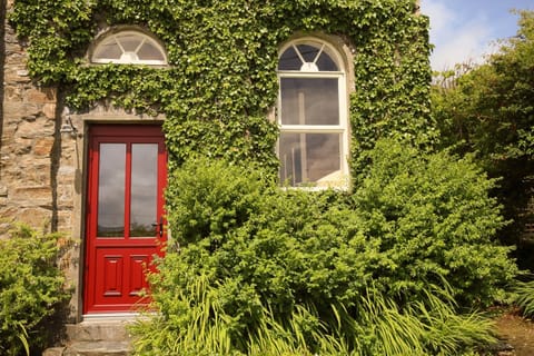 Property building, Facade/entrance, Off site