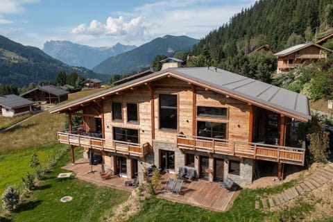 Property building, Natural landscape, Mountain view