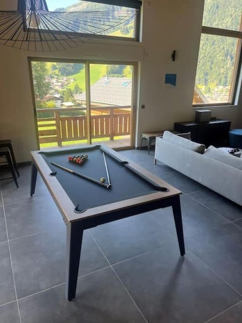 Billiard, Billiard, Living room, Seating area