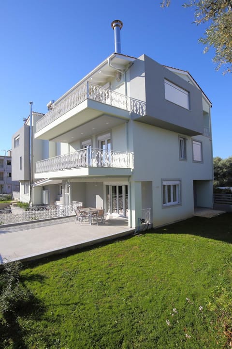 Garden, Balcony/Terrace