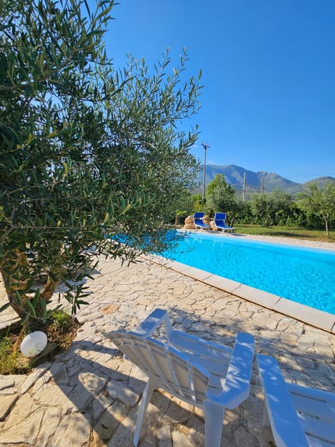 Day, Mountain view, Pool view