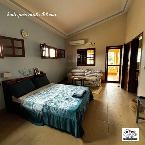 Les Chambres D'À Côté Bed and Breakfast in Lomé