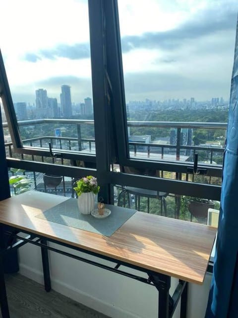 180 degree view in Ortigas Apartment in Mandaluyong