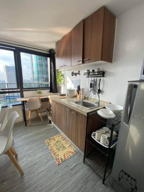 180 degree view in Ortigas Apartment in Mandaluyong