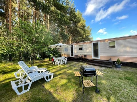 Property building, Natural landscape, sunbed