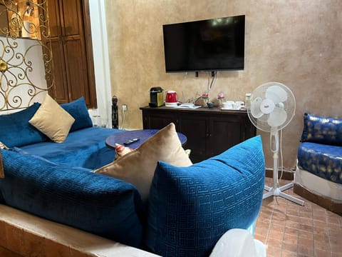 Lovely flat in nice garden House in Rabat