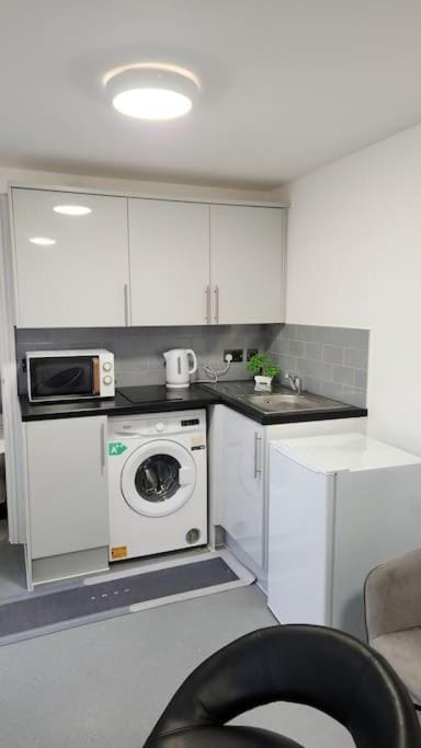 Entire studio En-suite Apartment in Grays