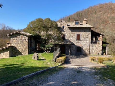 Borgo La Ferriera - Celleno Viterbo con Piscina Villa in Umbria