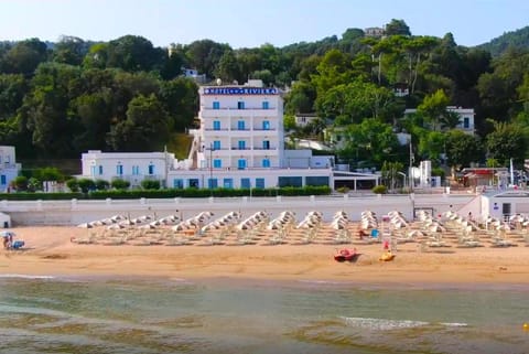 Property building, Beach