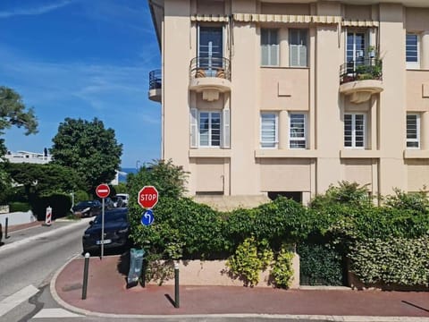 Appart Saint Jean pieds dans l'eau Apartment in Saint-Jean-Cap-Ferrat