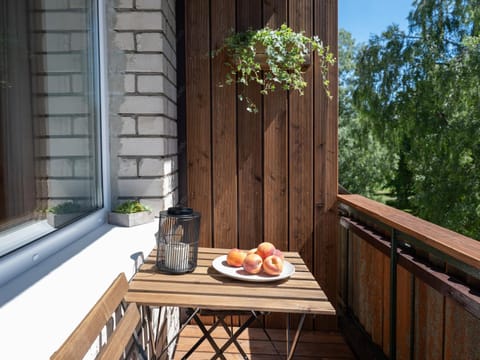 Patio, Day, View (from property/room), Balcony/Terrace