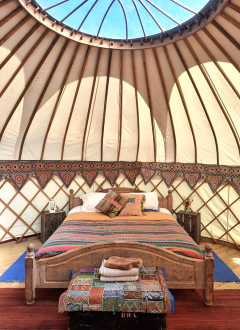 Glastonbury Wild Glamping Luxury tent in Glastonbury