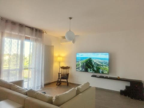 Apartment Pescantina Apartment in Lake Garda