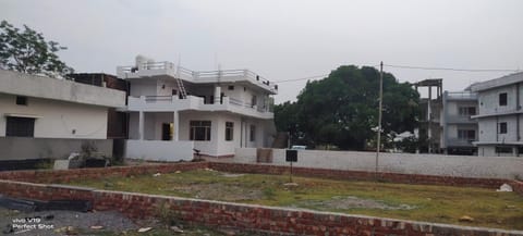 Hills View holiday home House in Dehradun