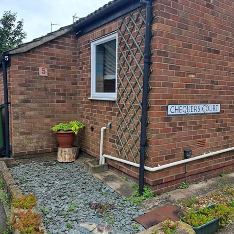 Property building, Street view