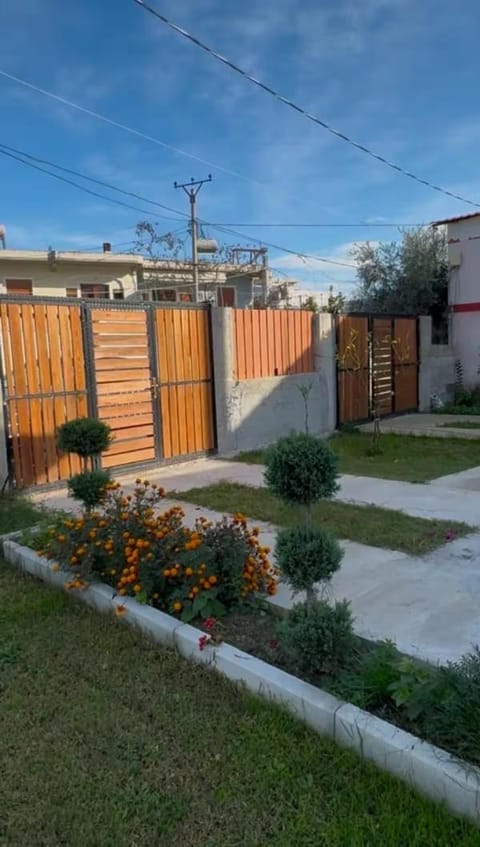 Shoraj Rent House Apartment in Vlorë