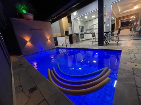 Hot Tub, Pool view, Swimming pool