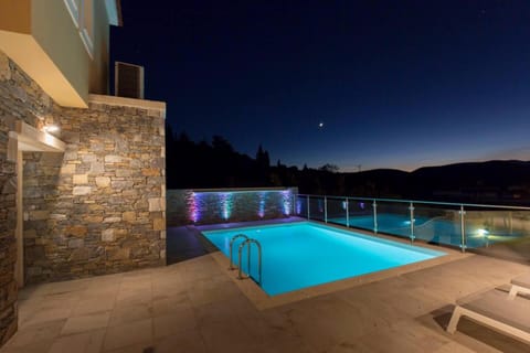 Night, Swimming pool