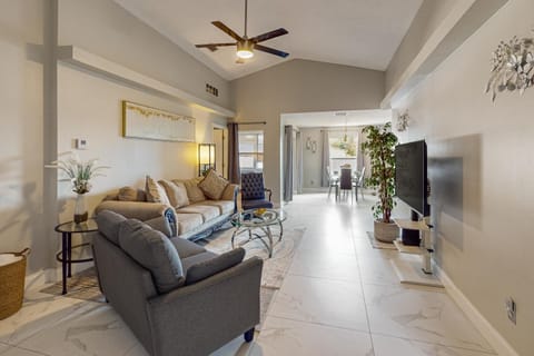 Urban Tempo House in Pinellas Park