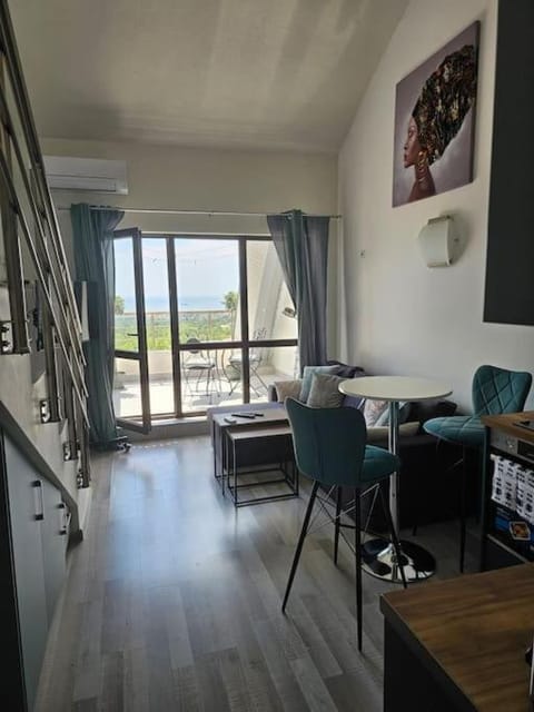 Seaview Maisonette Mama Africa Apartment in Varna