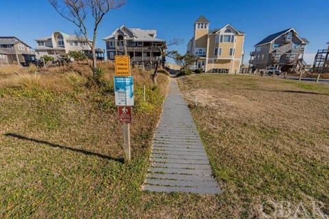 Beachside Retreat Outer Banks Avon Casa in Avon