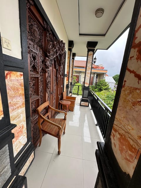 Kubu Alvian Guest House Bed and Breakfast in Denpasar