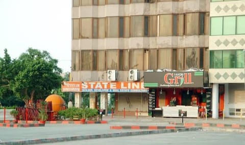 Alpine Hotel Hotel in Lahore