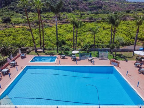 Bird's eye view, Swimming pool