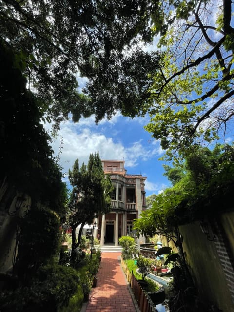 Property building, Garden view