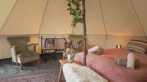 Bell Tent Deluxe met Hot-tub Tente de luxe in Weert