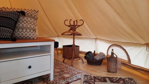 Glamping im 5 m Zelt auf dem Bauernhof Luxury tent in Walsrode